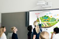 Epson EB-735Fi Scenario presentatie