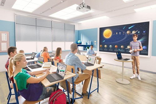 Epson EB-FH18 situatie 2
