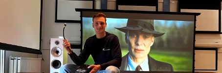 Zo kun je geluid op je beamer aansluiten