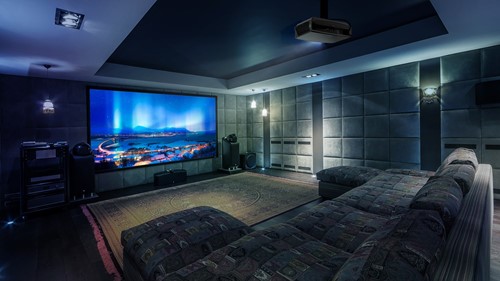 Optoma UHZ68LV Scenario home cinema