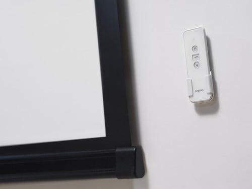 De meegeleverde RF afstandsbedienig ||